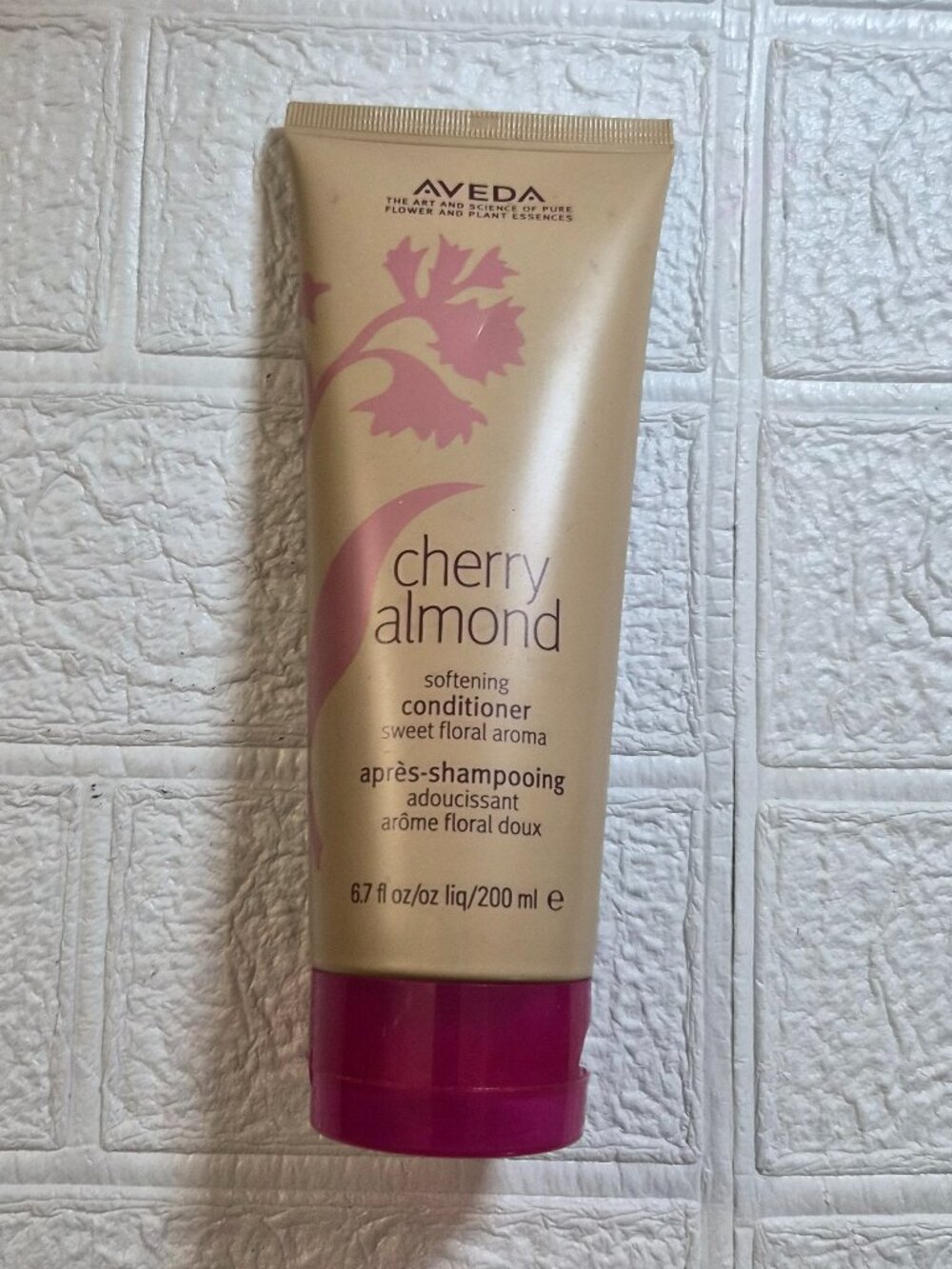 Cherry Almond Softening Conditioner with Organic Shea Butter and Cherry Blossom